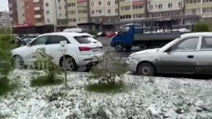 🎄 В Челябинске готовятся к Новому году!

Майские снего
