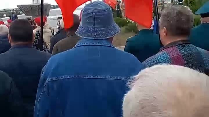 Камышин. Возложение Венков в парке Победы.