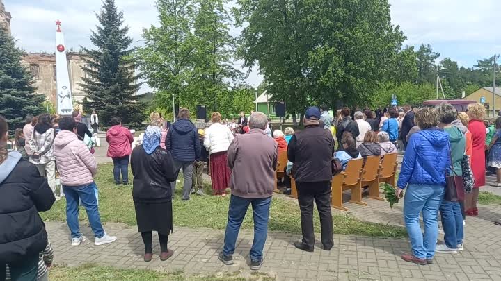 Выступление школьников на митинге в честь дня Победы  в Лысково. 
20 ...