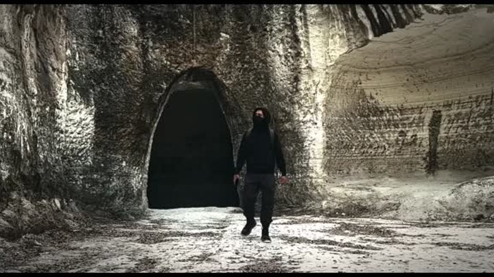 Alan Walker & Seantonio - Echoes Of Eterny (Official Music Video)