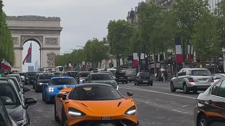 Париж, авто...
