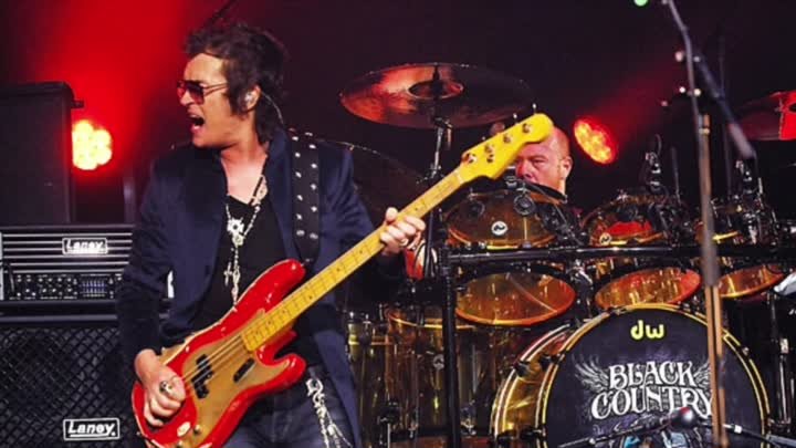 Black Country Communion  Red Sun