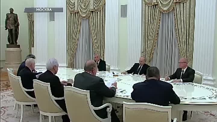 Геннадий Зюганов представил Президенту пакет программных документов  ...