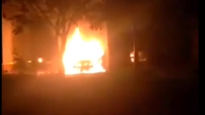 В Конотопе Сумской области партизаны сожгли машину ТЦК