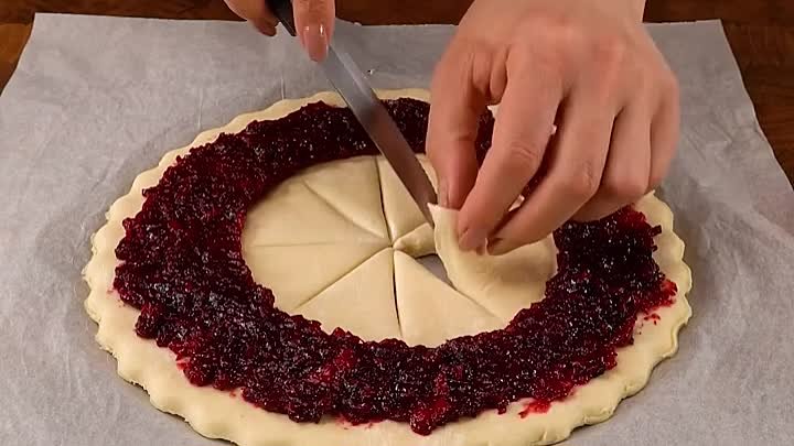 Гениальный трюк, который изменит способ приготовления торта «Нaполеон» 