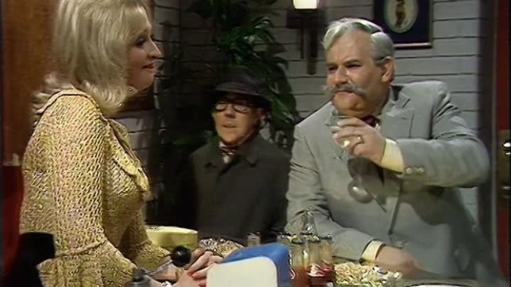 The Two Ronnies - S03E02 - Episode 2 (11 October 1973)