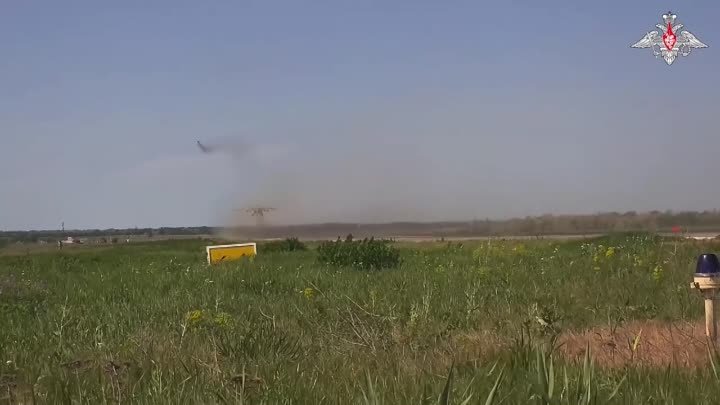 Штурмовики Су-25 ВКС России уничтожили опорный пункт ВСУ в зоне отве ...