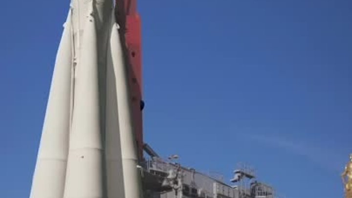 Кот Персик случайно запустил ракету  «Восток» в космос