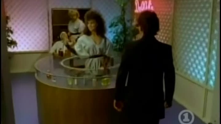 VAN STEPHENSON - 1984 ''Modern Day Delilah'' (VH1 Cl ...