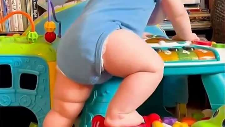 @.funniest.babies=c879a3.mp4