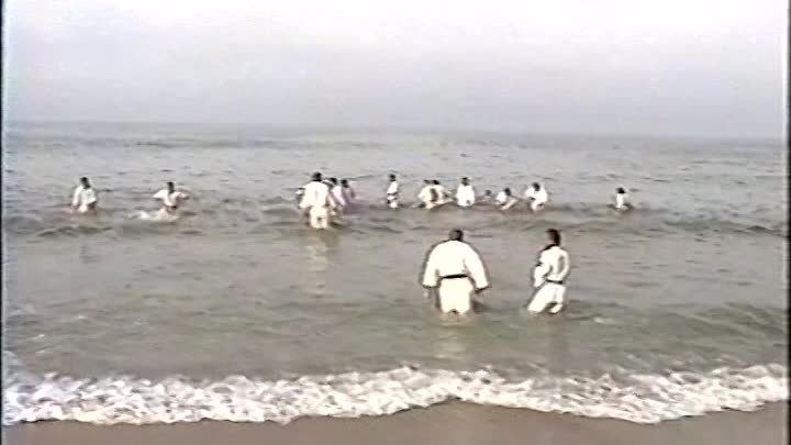 Находка 1997 молодежь тренируется на море
