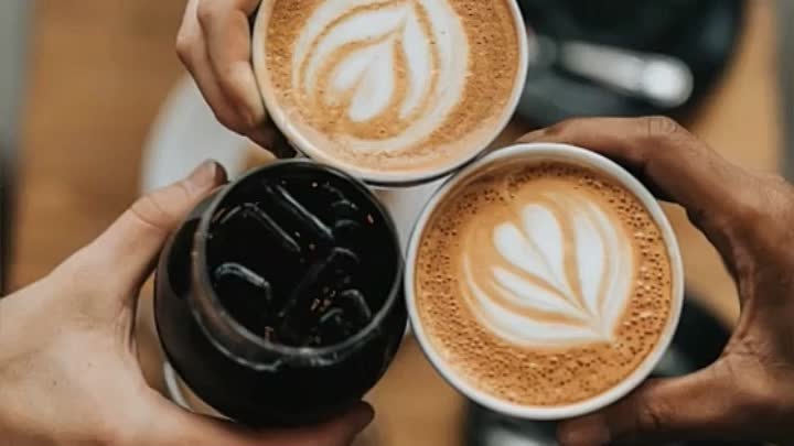 Как взбодриться без кофе: 6 привычек, которые помогут