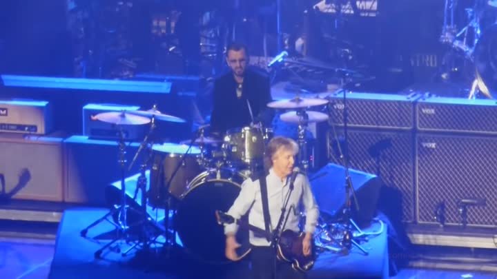 Paul McCartney & Ringo Starr & Ronnie Wood - Get Back [Live at O2 Arena, London - 16-12-2018]