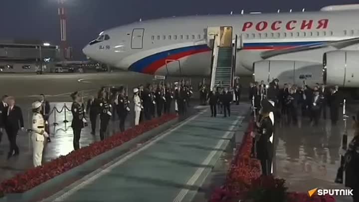 ⚡️ Путин прибыл в Узбекистан с двухдневным визитом. В аэропорту его  ...