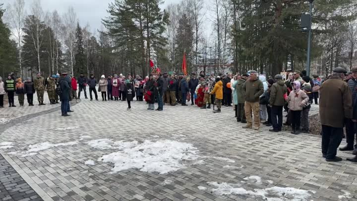 &#128367-️ Возложение цветов в парке Строитель