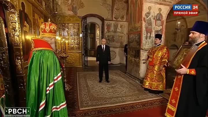 Патриарх Кирилл после молебна по случаю инаугурации Путина
