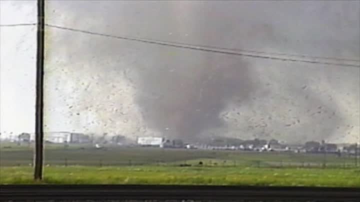 Самые страшные стихийные бедствия. Торнадо (2006)