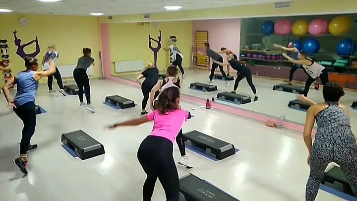 Разминка на Cardio body sculpt у инструктора Татьяны Меломед 🔥