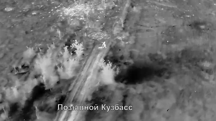  Наши дроноводы продолжают кошмарить украинских боевиков на Запорожс ...