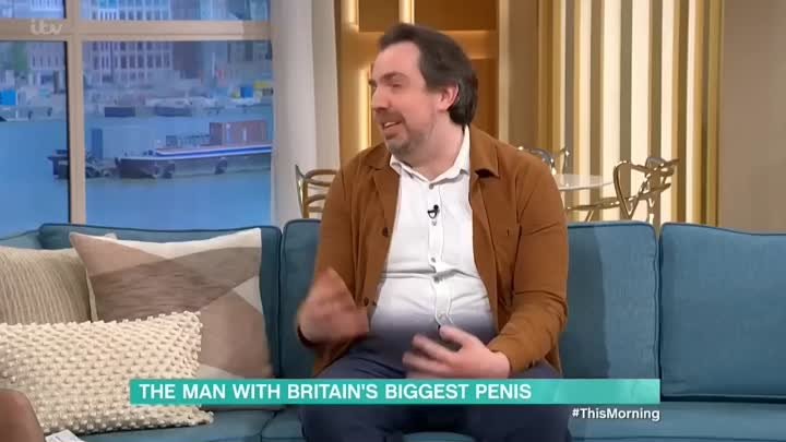 Мужчина рассказал о жизни с самым большим пенисом в мире