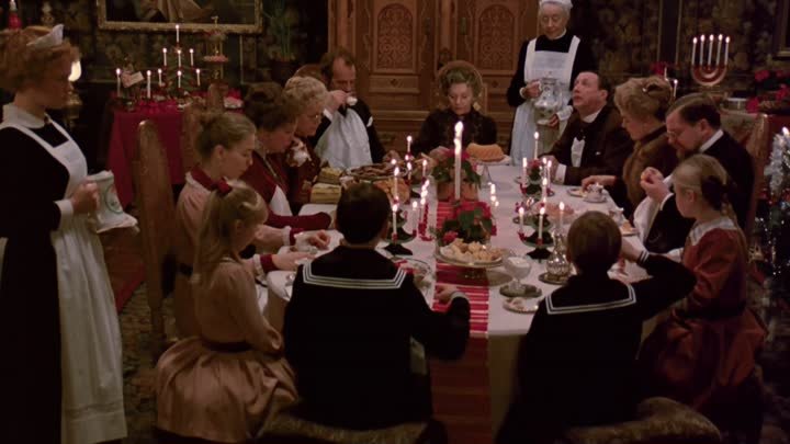 Fanny and Alexander S01E01 Familjen Ekdahl firar jul (1080p BluRay x265 10bit Tigole)