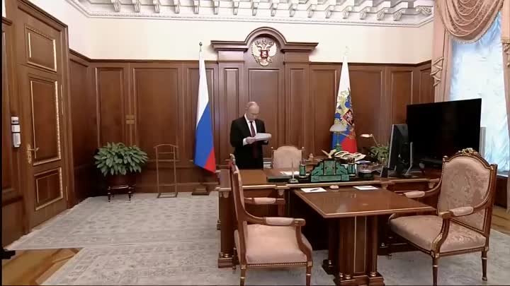 Путин идёт на свою инаугурацию 2024 | Гимн России | Клятва на Консти ...