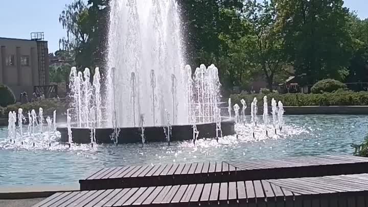 Фонтан⛲ в зоопарке 😍