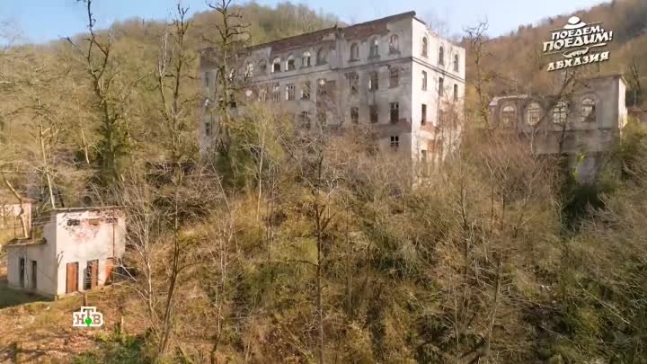 Как выглядит заброшенный шахтерский городок в Абхазии