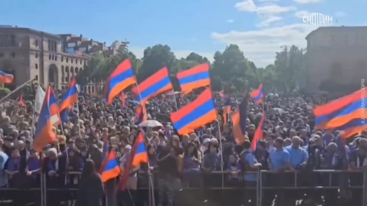 Массовые акции протеста против Никола Пашиняна проходят в Ереване