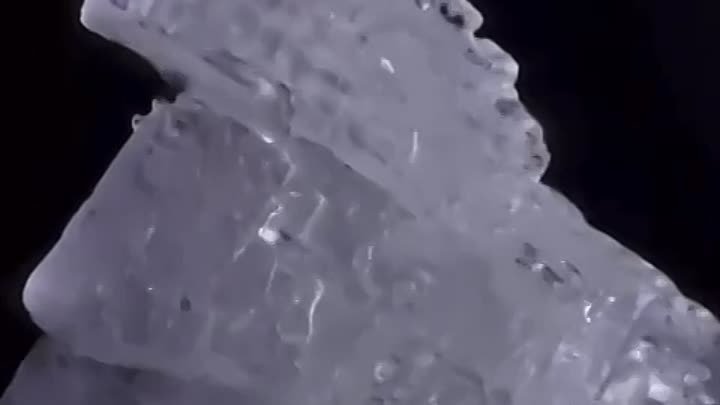 Макро видео крупинок соли