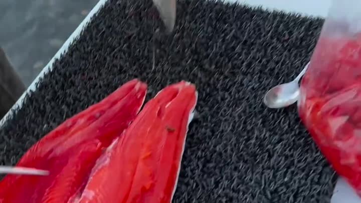 Филе аляскинского лосося в технике “баттерфляй” для красной нерки из ...