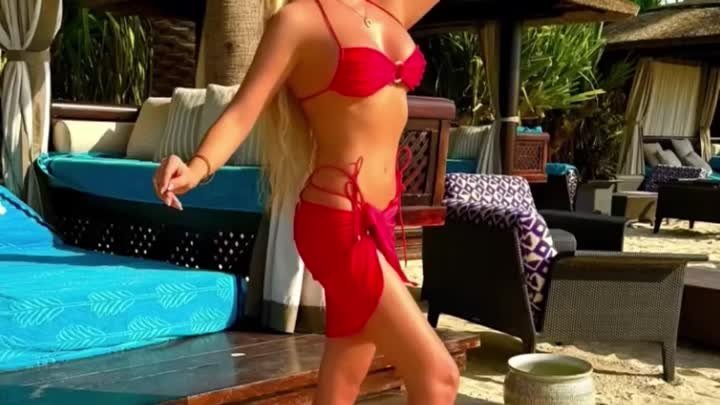 Анна Калашникова в очень красивом купальнике ❤️ на пляже в Дубае ☀️? ...