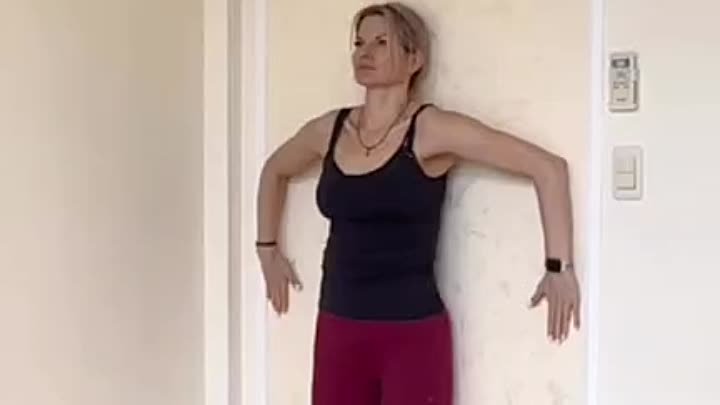 Упражнения на верхний плечевой пояс 
