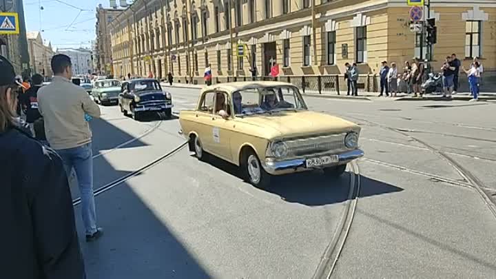 Парад ретро автомобилей москвич. Санкт-Петербург, 2024. Транспортфест 