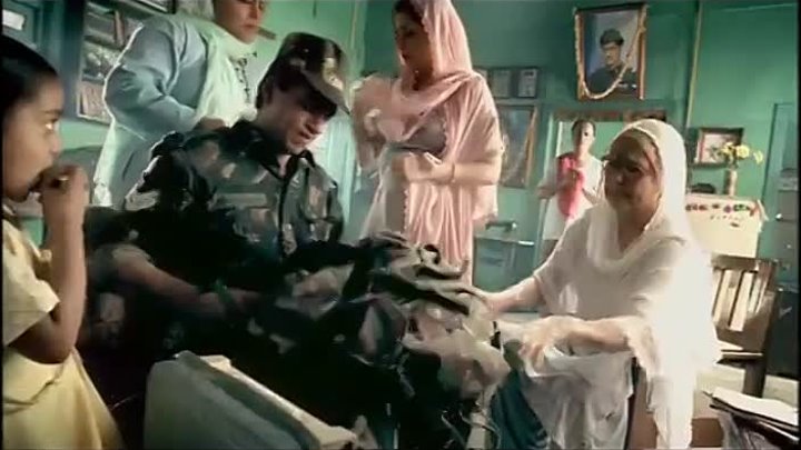 Шахрукх Кхан в рекламе  Pepsi Army TVC Shah Rukh Khan