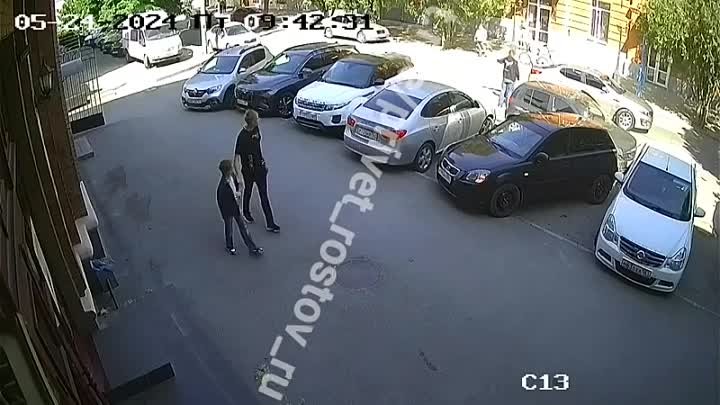 В Таганроге жесткое ДТП в переулке А. Глушко попало на видео