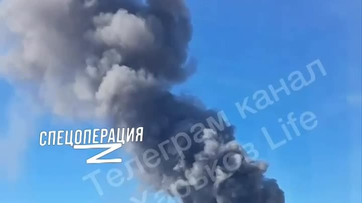 Российские ВКС нанесли серию ударов по военным объектам ВСУ в Харькове.