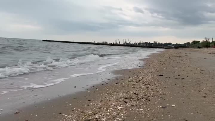 Шум Азовского моря в Мариуполе