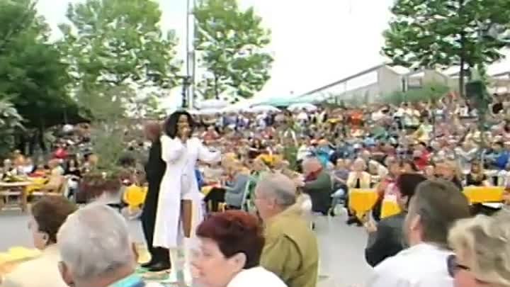 La Bouche - S.O.S. (ZDF-Fernsehgarten 02.08.1998)