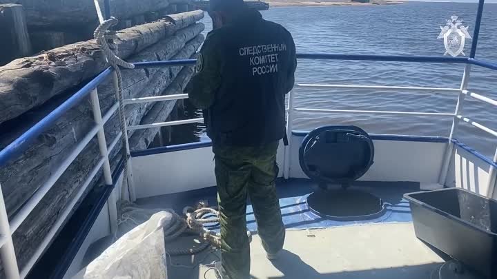 Тела пяти человек обнаружили на катере на Байкале