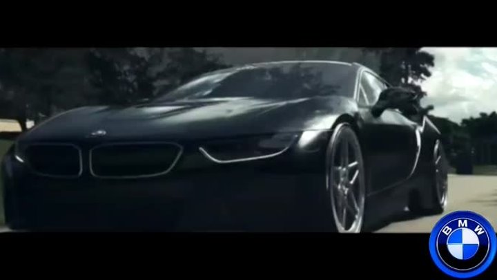 BMW i8 vs Lamborghini Huracan