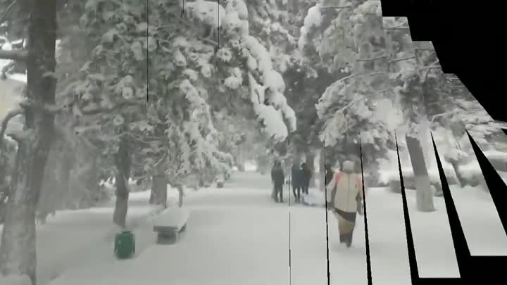 В Караколе выпал снег