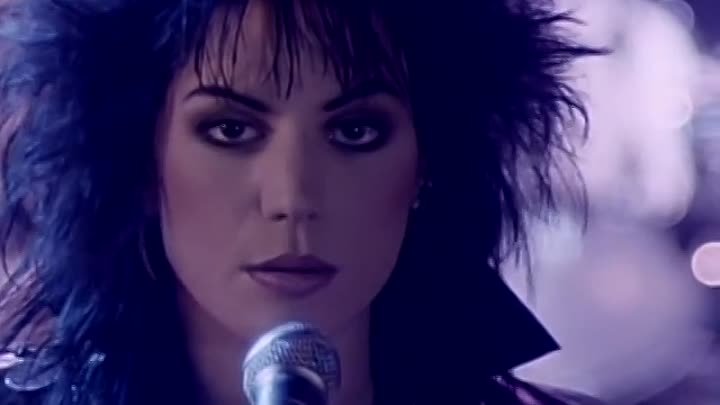 Joan Jett & The Blackhearts - I Hate Myself for Loving You (Official Video)