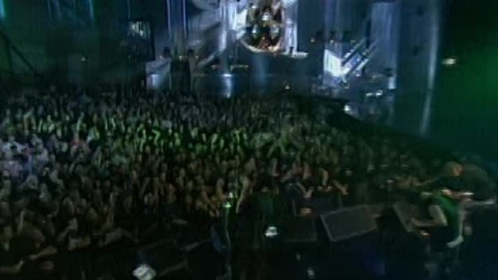 KoRn - One (live at Mettalica MTV Icon 05-06-03)