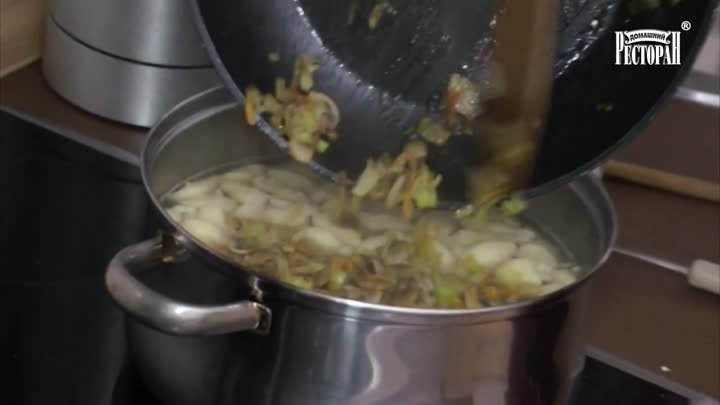 Гречневый Суп с Грибами и Картофельными Клецками