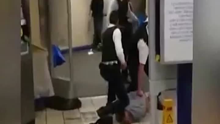 Кадры теракта в Лондонском метро