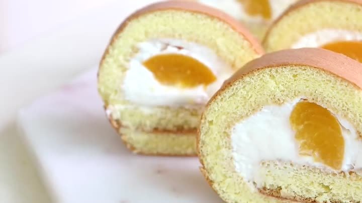How to make delicious peach roll cake.Как приготовить Персиковый рулет.