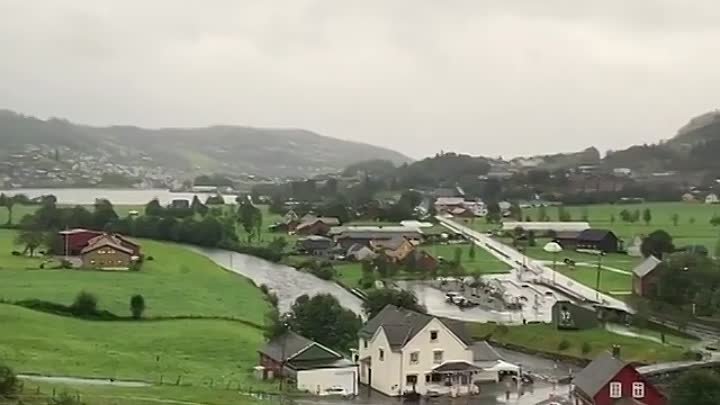 Водопад Стейнсдальсфосс, Норвегия