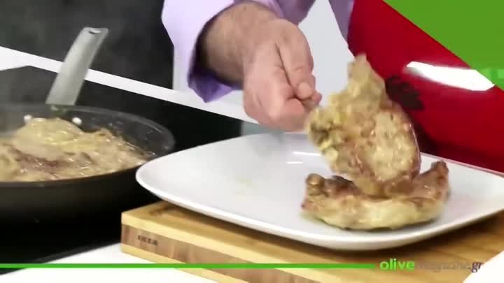 Свиные стейки на сковороде с медом и горчицей