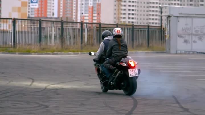 Suzuki Hayabusa Stunt